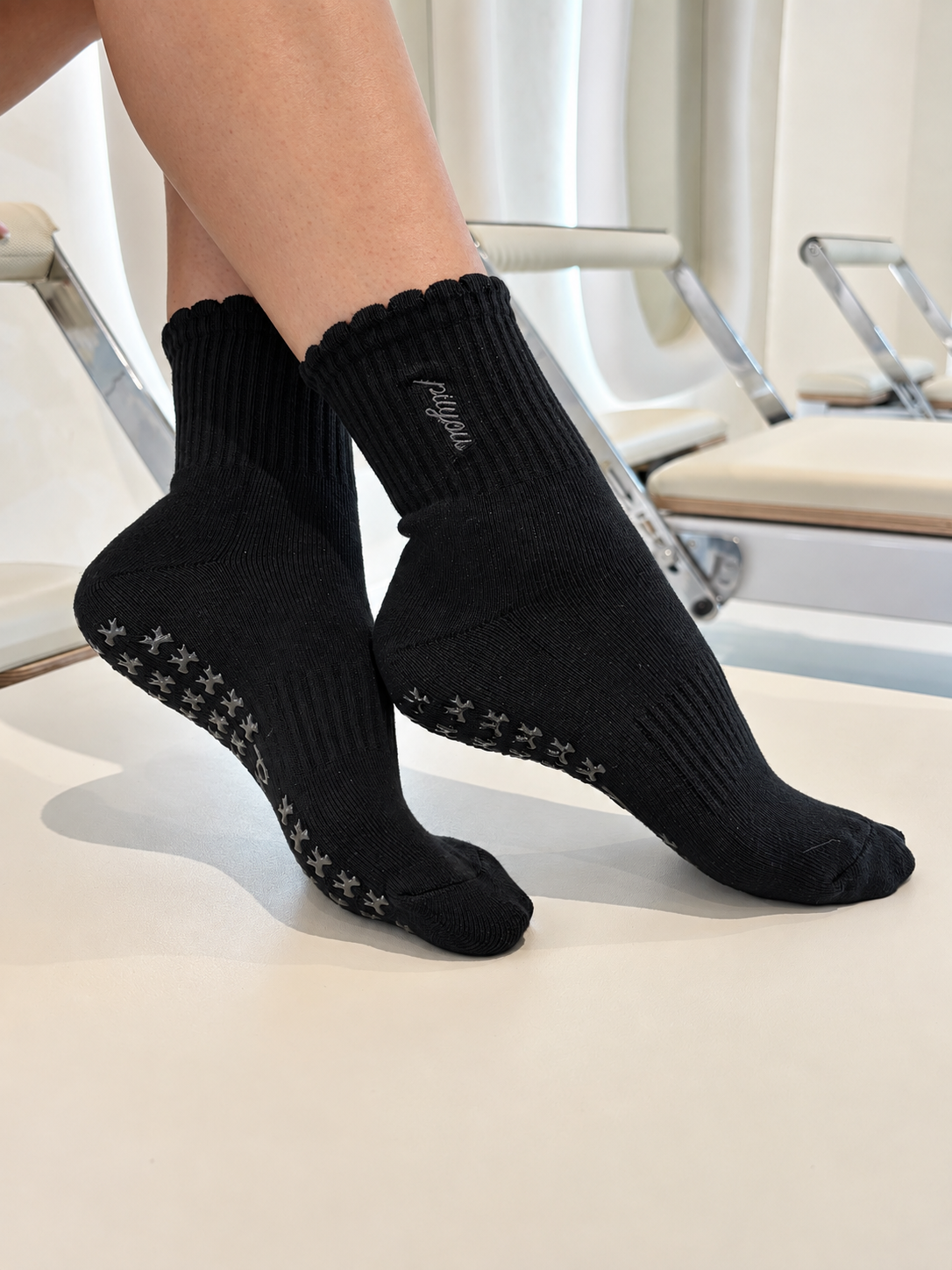 Pilates Basics - Black