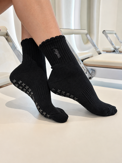 Pilates Basics - Black